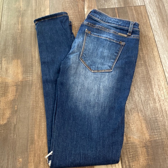 KanCan Distressed Jeans - Picture 2 of 3